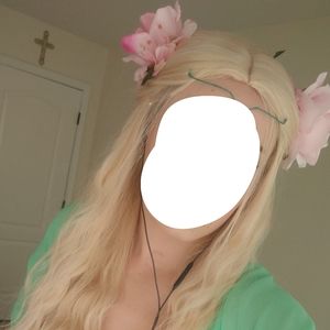 Long hard front blonde wig